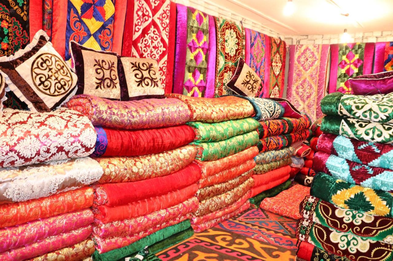 Viva Hotel بيشكيك المظهر الخارجي الصورة