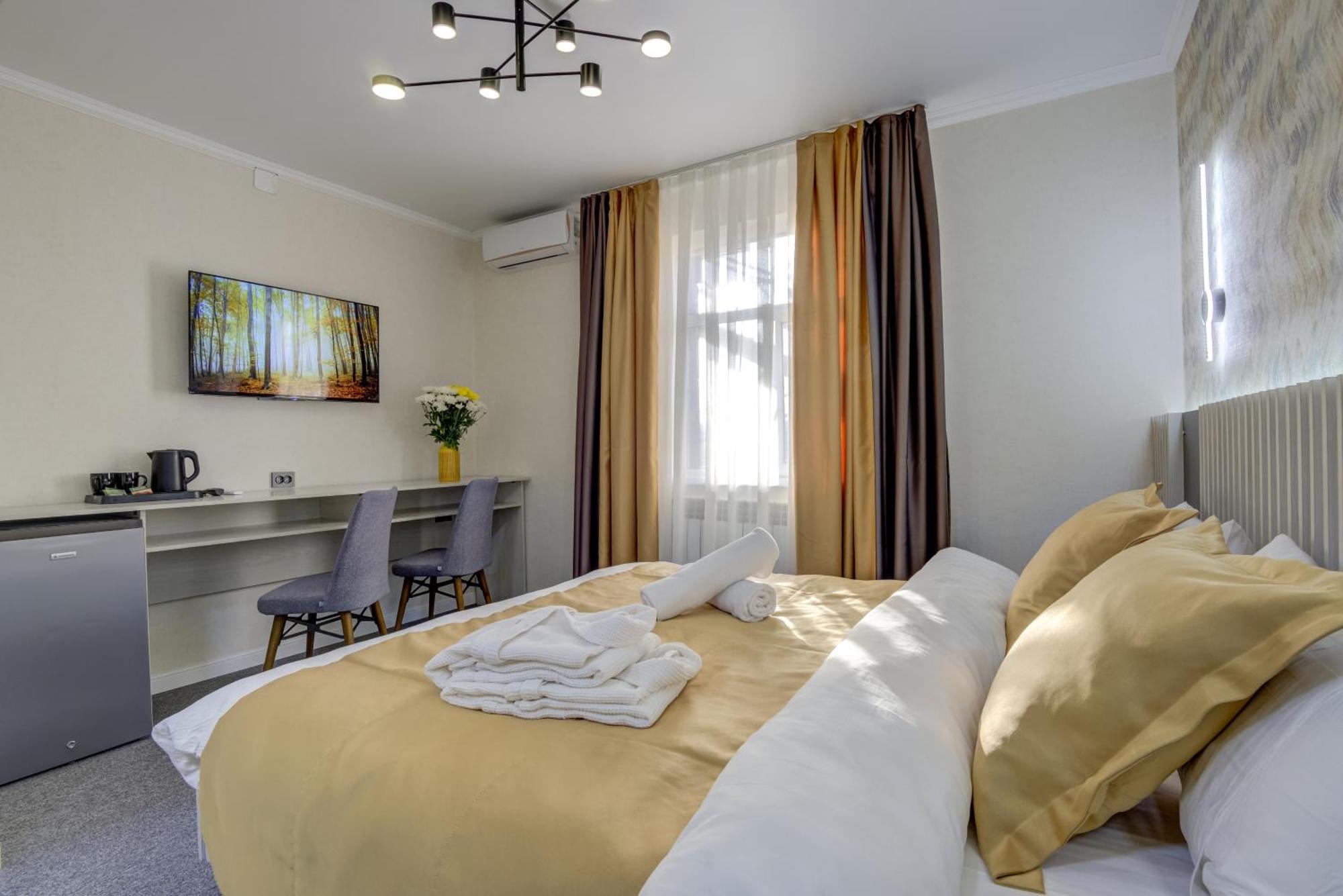 Viva Hotel بيشكيك المظهر الخارجي الصورة
