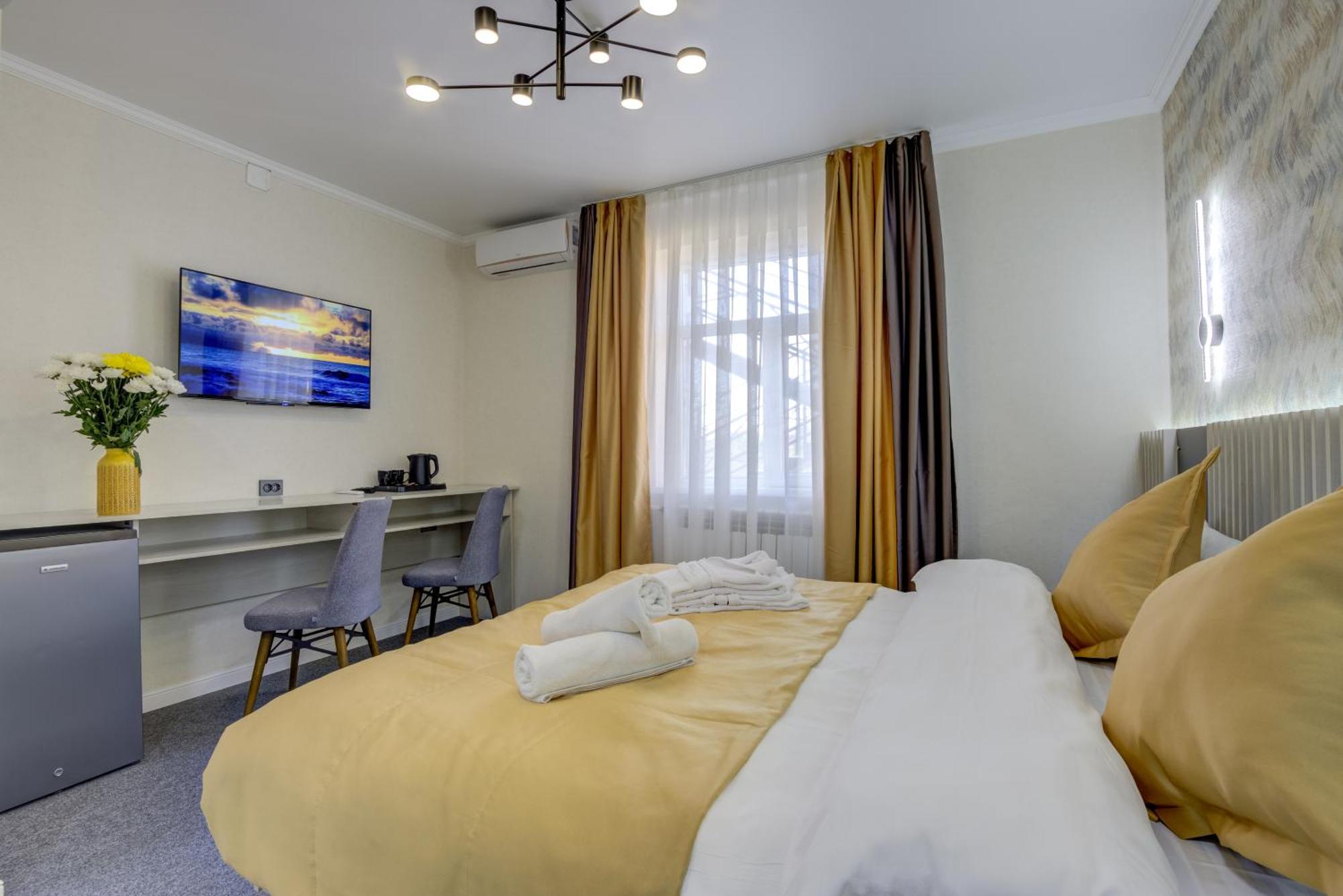 Viva Hotel بيشكيك المظهر الخارجي الصورة