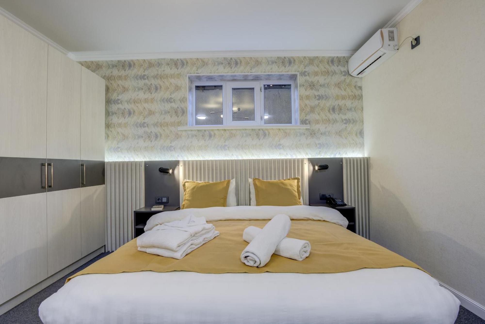 Viva Hotel بيشكيك المظهر الخارجي الصورة